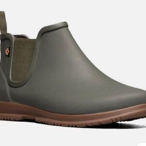 Bogs Women’s Sweetpea Chelsea Olive Green and Brown Rain Boots
